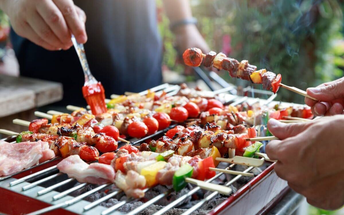 BARBECUE_GUEPES 1200X750 | KD Pro Comment éviter les piqûres de guêpes pendant vos barbecues ? Guebwiller
